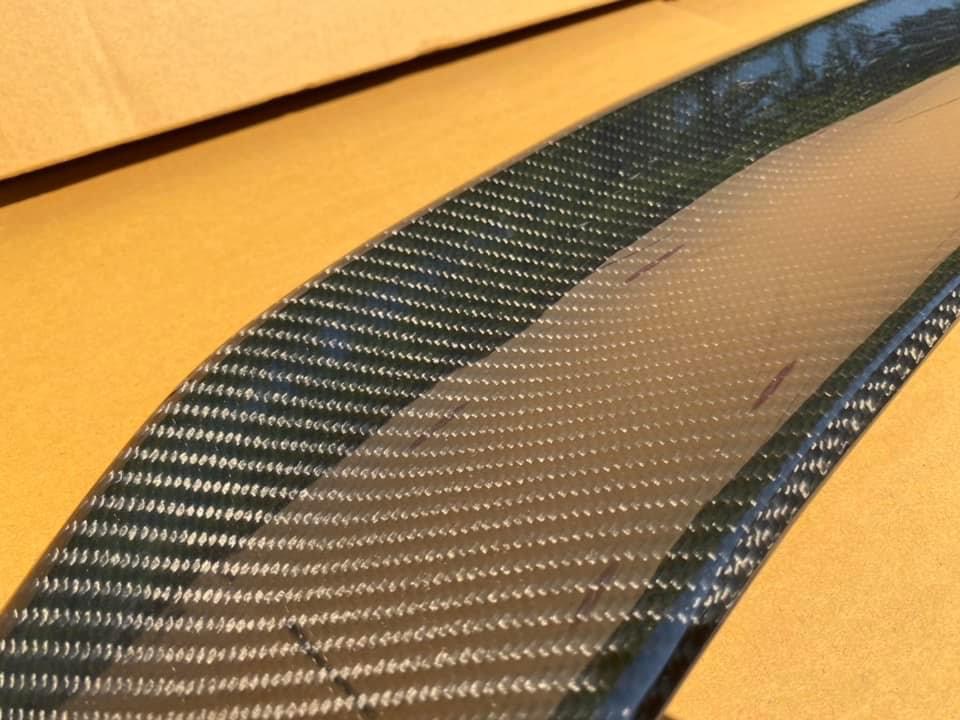 Benz w238 E coupe spoiler Carbon (ของใหม่)จากโรงงาน