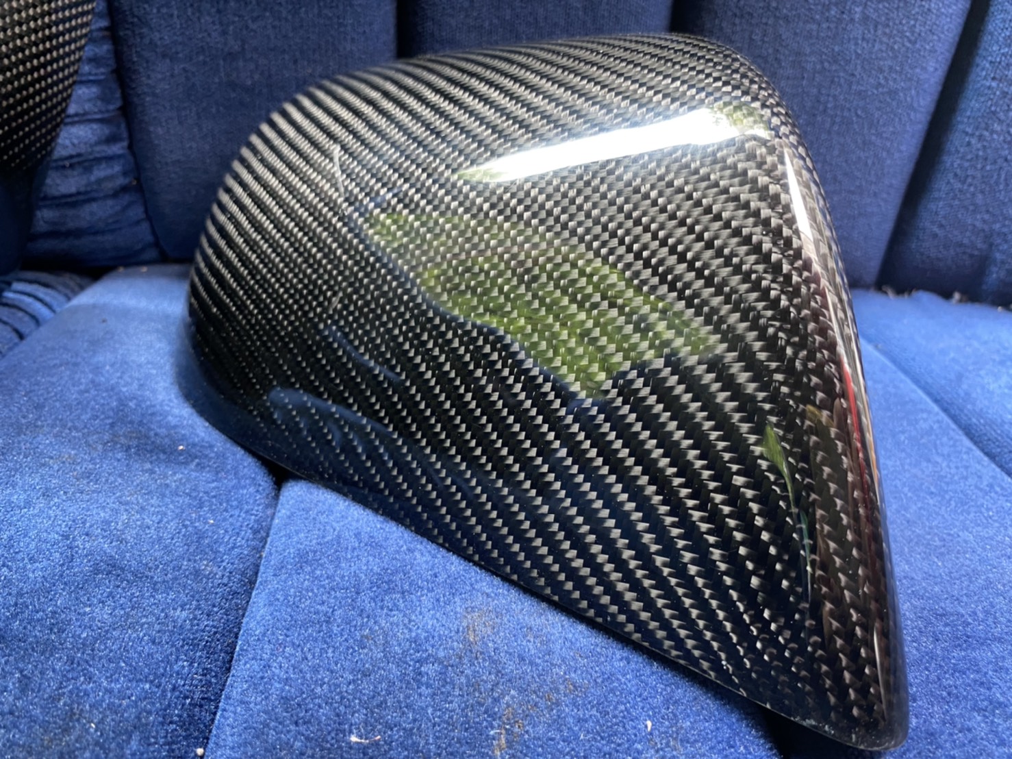 ครอบกระจก Tesla Model 3  คาร์บอน แท้ สวยสมบูรณ์