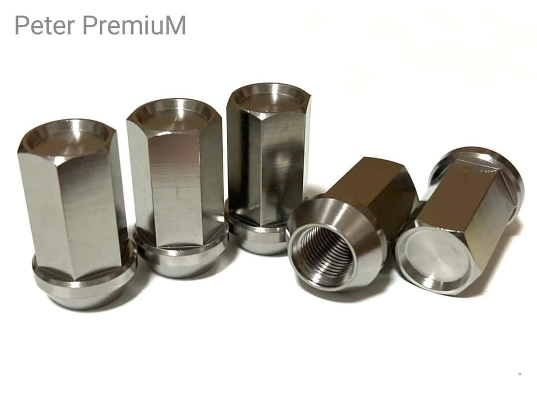 Peter PremiuM - Titanium Gr.5 ( Ti 6AL4V)  Wheel nuts for Tesla. M14 x 1.5 conical seat Length 40 mm.